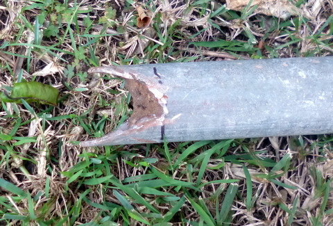 Close up of the cutting end of the pipe