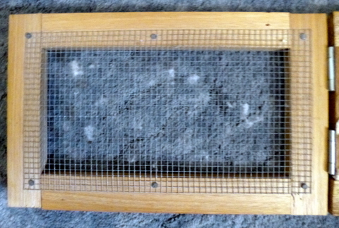 Veiw from above, gin open and showing wire fixing